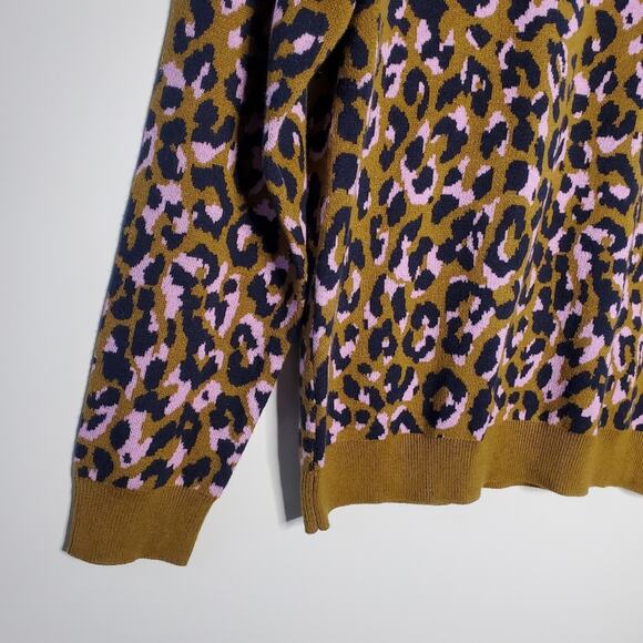 J.Crew Green & Purple Leopard Print Crew Sweater ***Missing size tag Medium - Picture 6 of 7